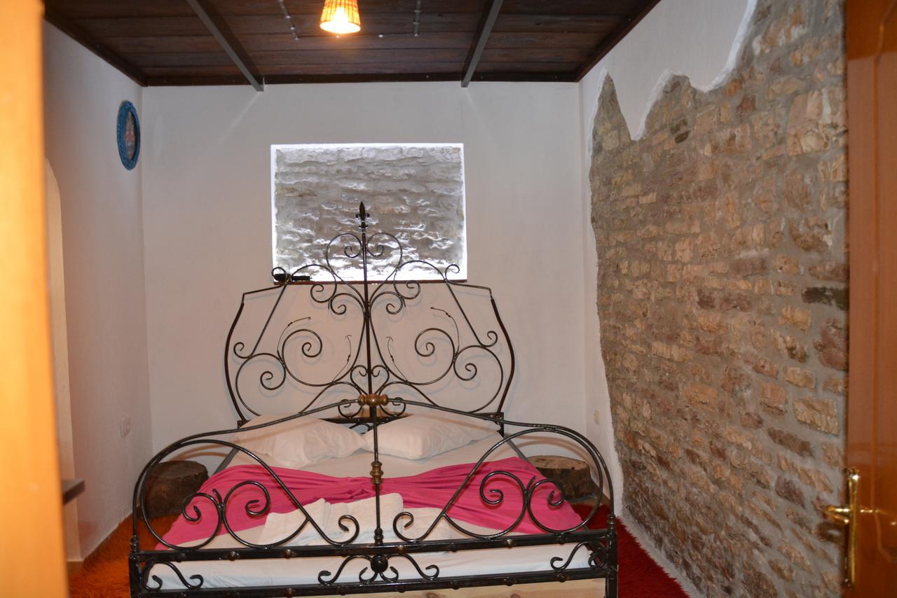 Guesthouse Mele Gjirokastër Exterior foto