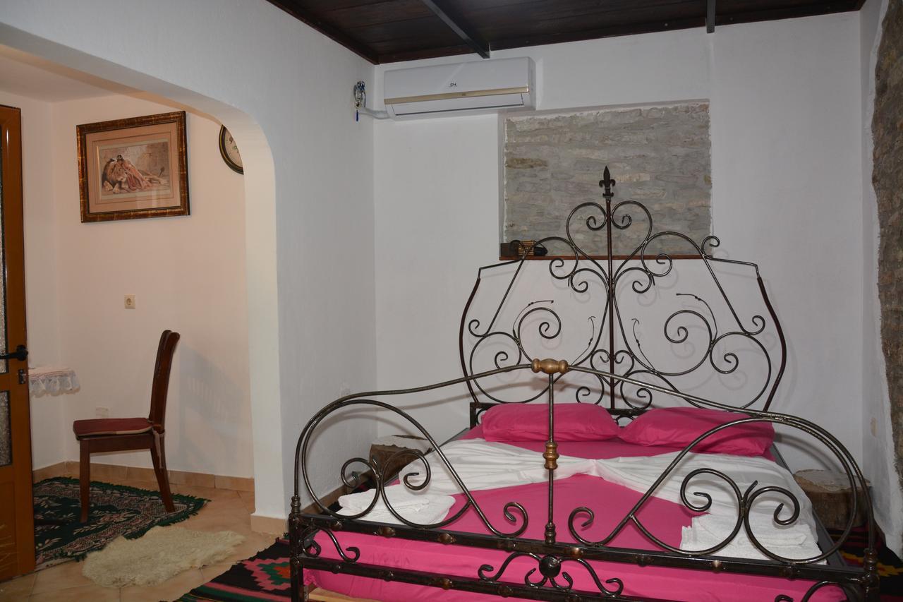 Guesthouse Mele Gjirokastër Exterior foto